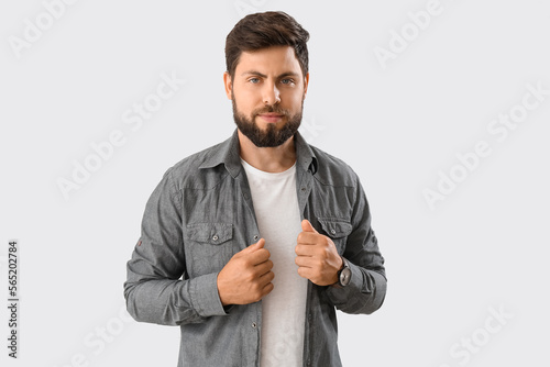 Handsome young businessman ...