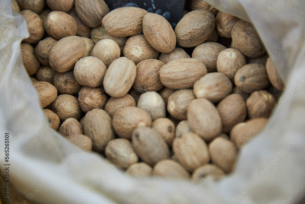 Foto de Nutmeg has a relaxing effect, relieves pain and is good for the