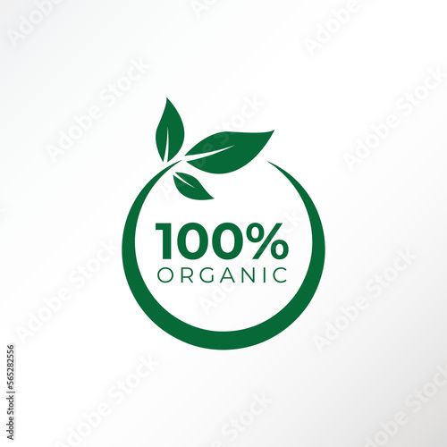 100% natural organic/natural label in vector.