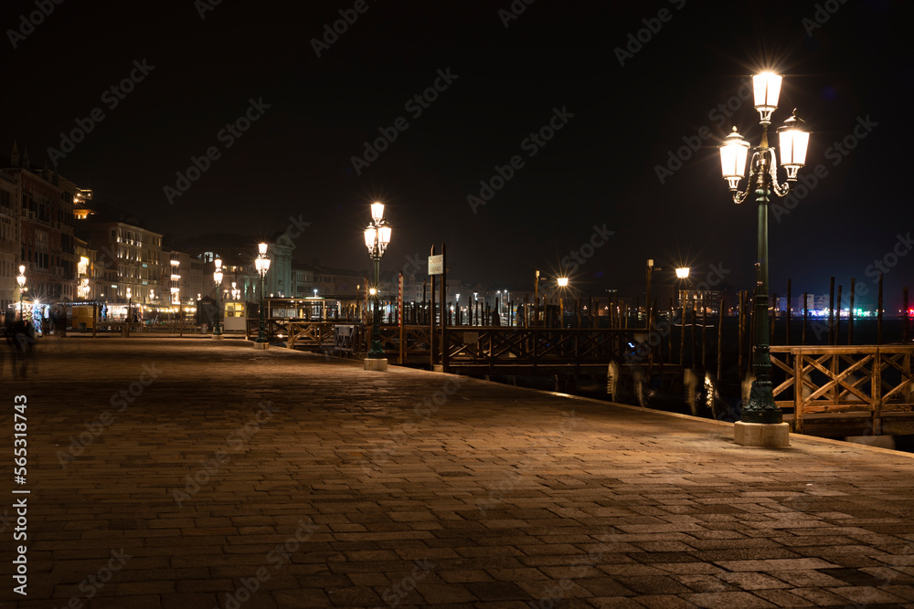 Hand-made lamps in Venice, Italy, in the winter season during the evening