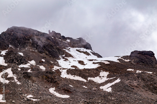 Carihuairazo volcano