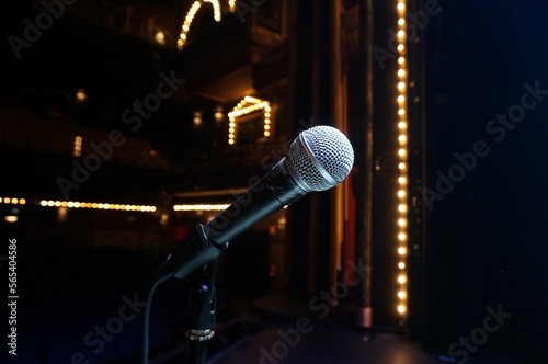 Microfono en teatro