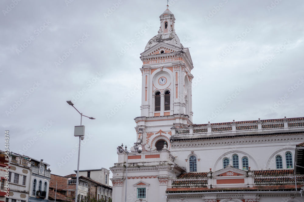 historical churches and buildings of the city of Cuenca Ecuador and places of interest