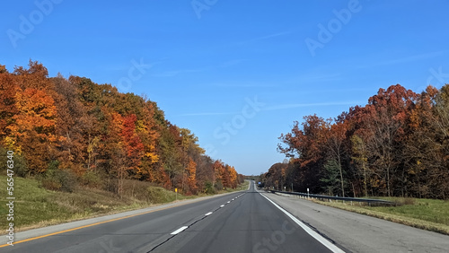 Fall colors as far as the eye can see on a bright Fall morning, Upstate NY, USA © Ravi