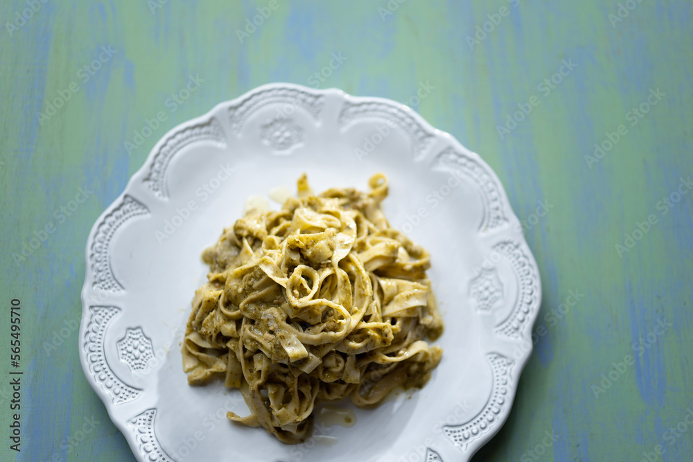 rustic italian basil pesto pasta