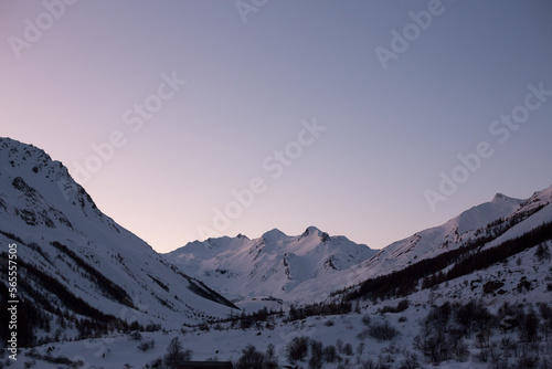 Les Alpes au sunset 