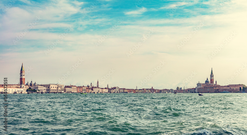 Fototapeta premium Venice, Italy panorama from channel