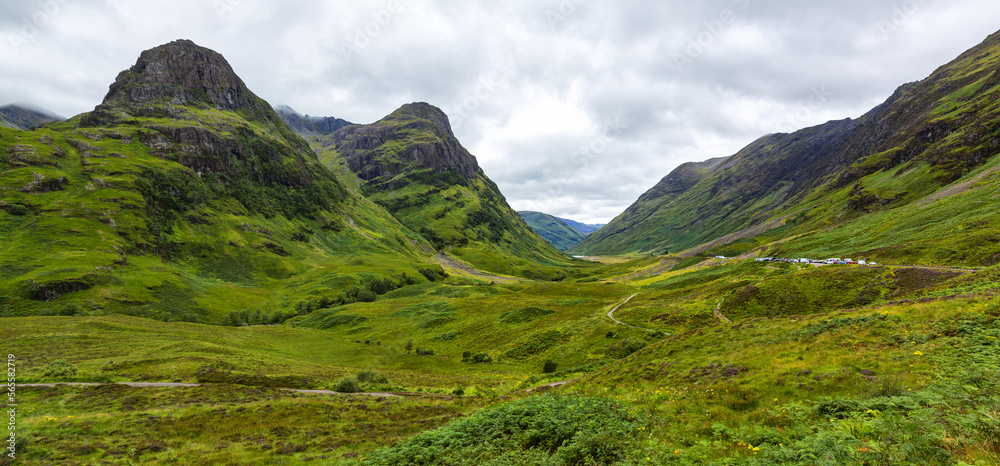 Naklejka premium Beautiful views of the Glencoe valley