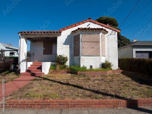 Home foreclosure photo