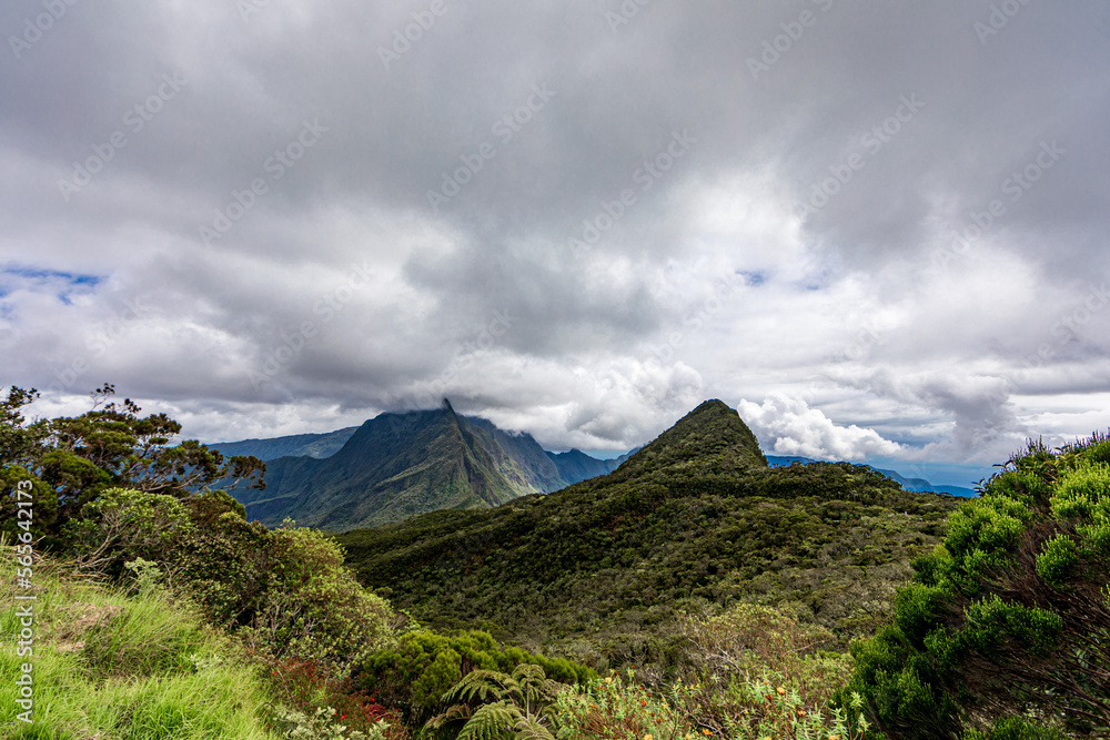Reunion Island - Ridge between Salazie ans Mafate cirques