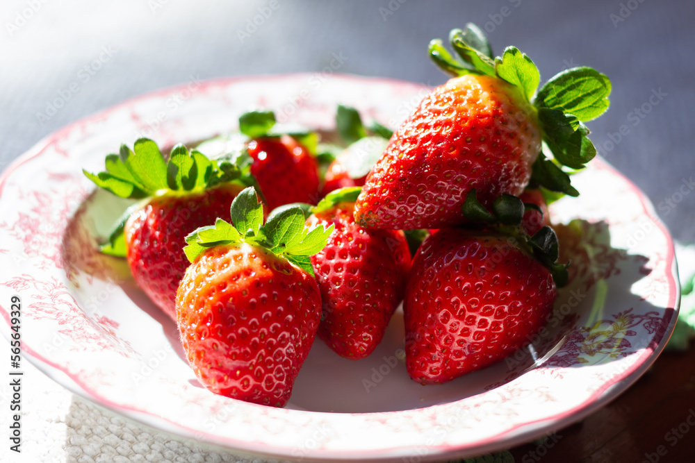 strawberries on a plate strawberries on a plate