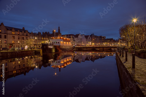 Blue hour at The Shore in Leith, Edinburgh © Andrew