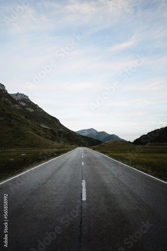 foto paisaje de carretera de montaña