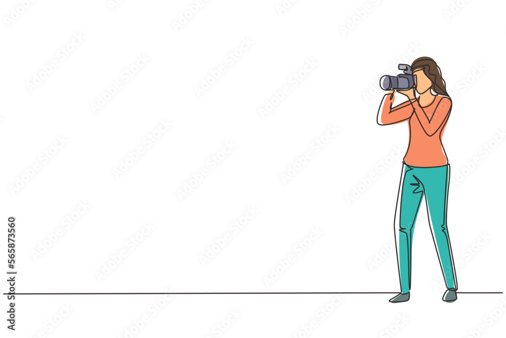 Single continuous line drawing happy professional woman photographer taking photo using dslr camera. Young female character shooting using lens camera. One line draw graphic design vector illustration Single continuous line drawing happy professional woman photographer taking photo using dslr camera. Young female character shooting using lens camera. One line draw graphic design vector illustration