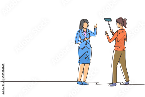 Continuous one line drawing professional shooting team record video interview for public blog vlog with smartphone and monopod stick. Woman journalist as news anchor. Single line draw design vector