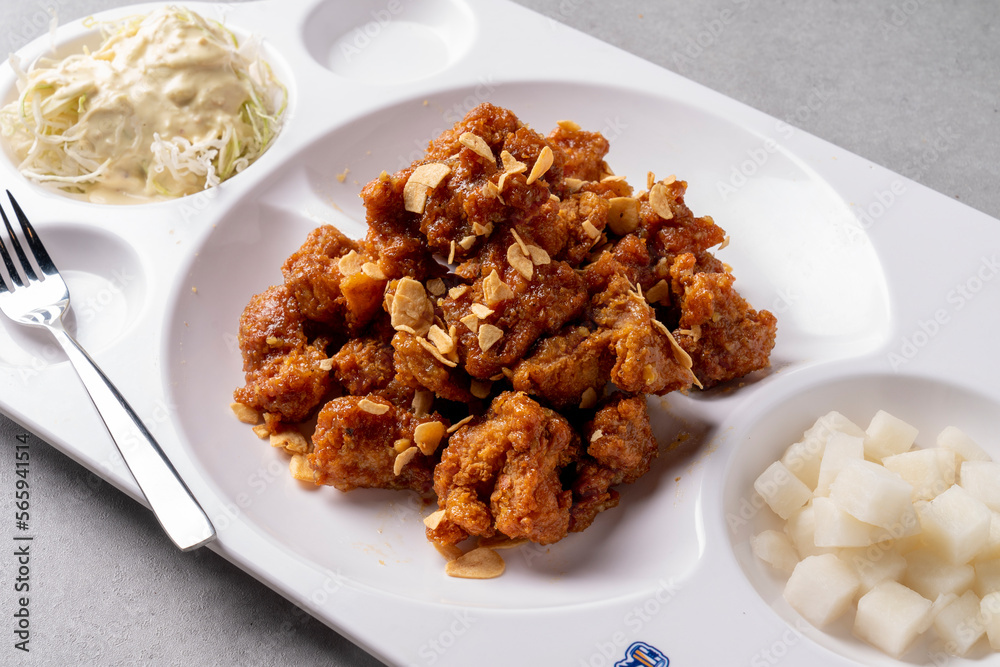 Korean food dishes fried chicken 닭 튀김 Korean food dishes fried chicken 닭 튀김