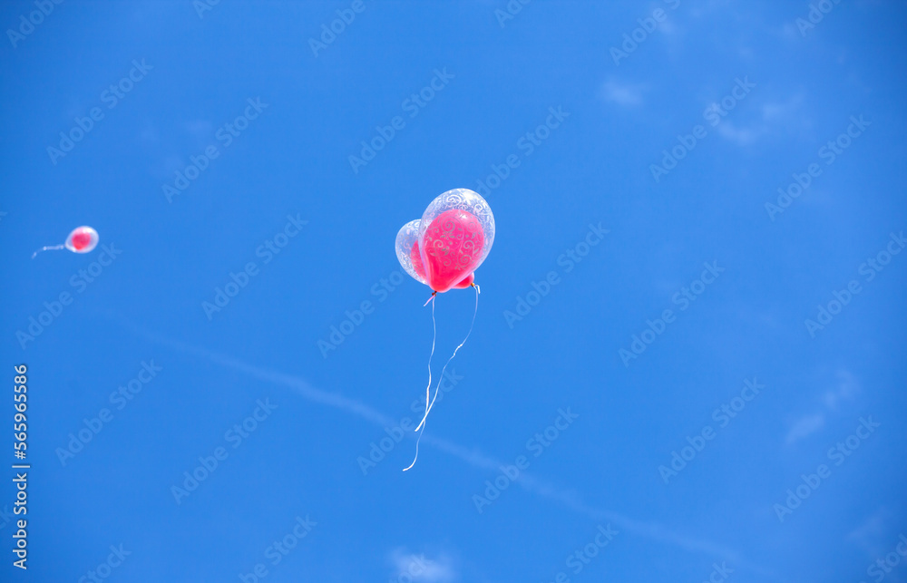 Obraz premium Balloons in the blue sky
