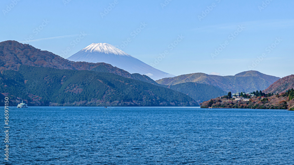 Mount Hakone and Mount Fuji come together