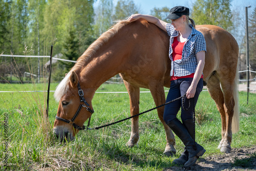 Woman and horse © citikka