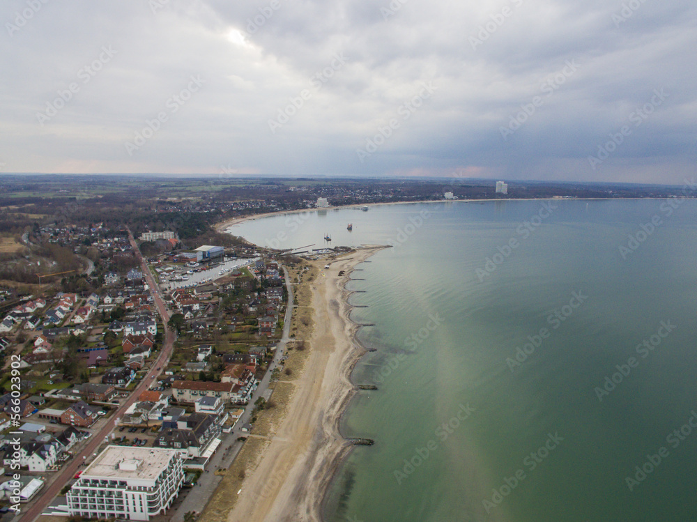 Luftaufnahme Timmendorfer Strand an der Ostseeküste von Schleswig-Holstein Meer Ostsee