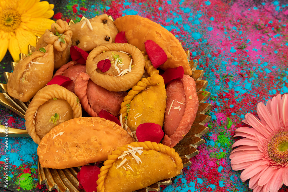 Φωτογραφία Indian Festival Of Colors Holi Is Celebrated With Colorful Gulal Abeer, Kesar Pi