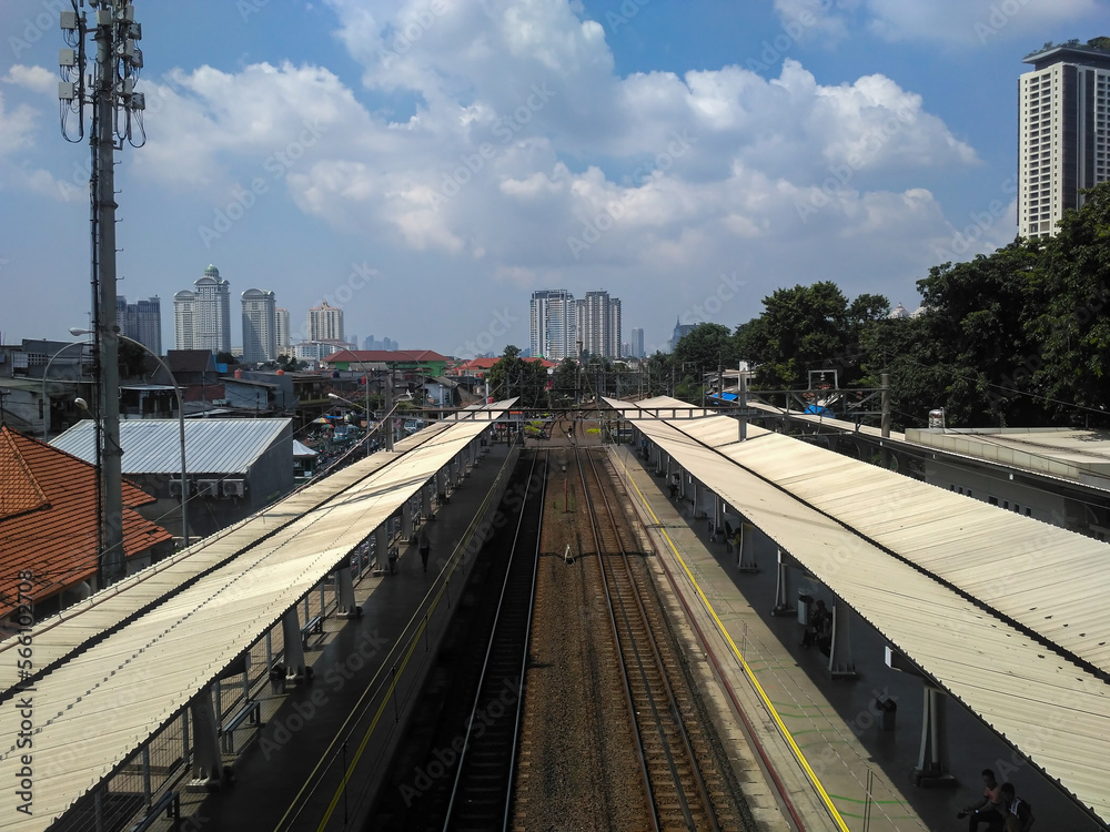 Fototapeta premium railroad tracks for the commuter line taken from a station