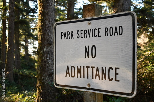 park service road, no admittance © Trevor Cook
