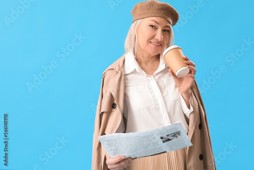 Stylish mature woman with c...