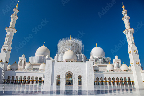 Abu Dhabi in united emirates louvre museum and mosque