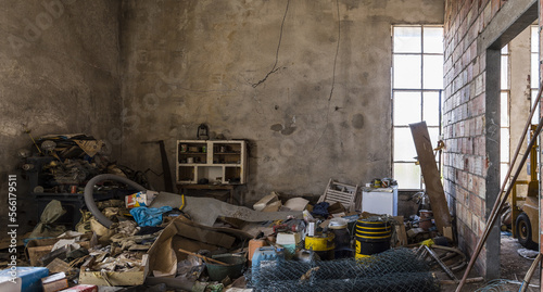 Fotografie Inside an abandoned warehouse