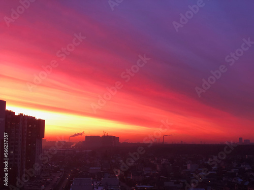 Red sunset over the city © Svyatoslav
