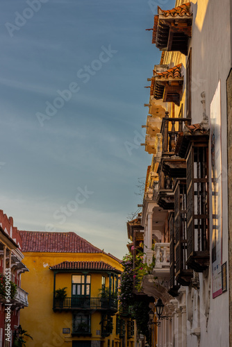 CALLES DE CARTAGENA COLOMBIA