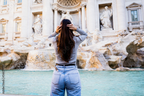 travel woman visiting di Trevi fountain in Rome