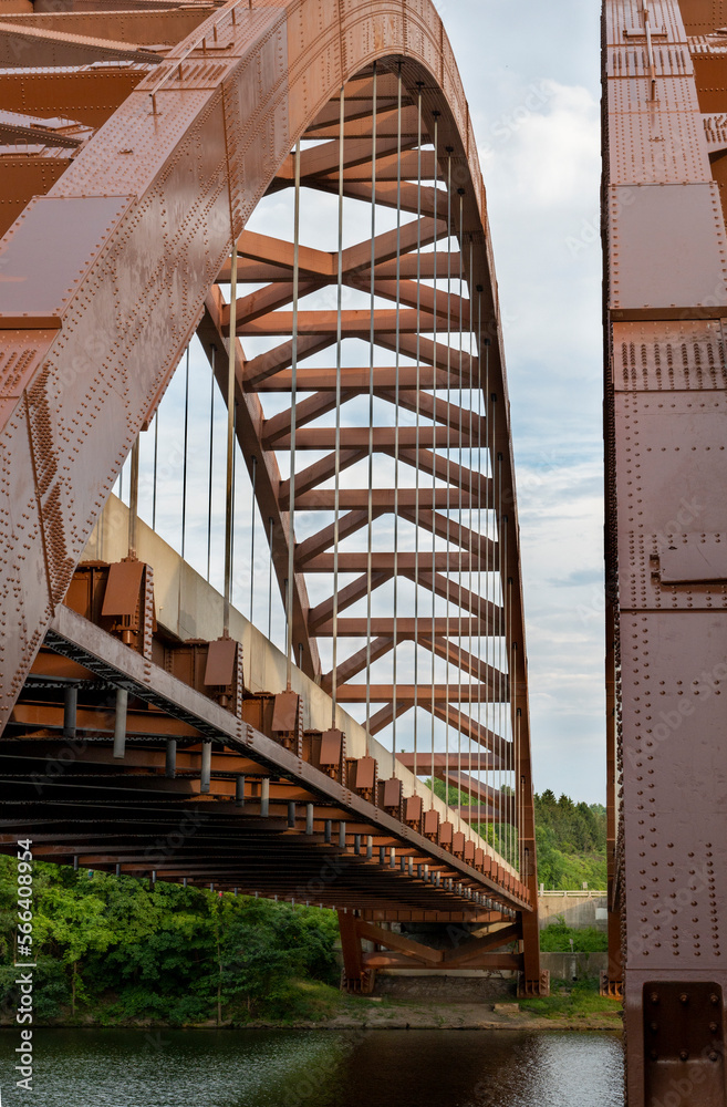 Obraz premium The Thaddeus Kosciusko Bridge in Albany NY.