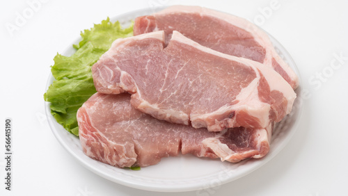 生の豚ロース肉