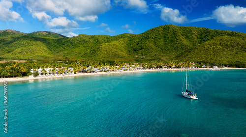 Carlisle Bay, Antigua © Dordo