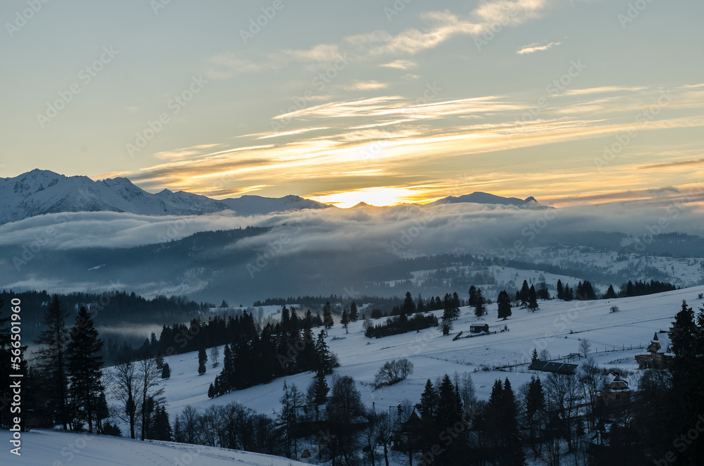 Zachód słońca nad Tatrami 