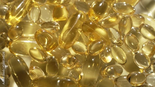 Vitamins D, capsules omega 3, macro