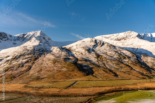 Driving around Snowdonia in winter 