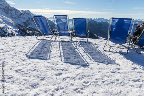 Fotografie Sunbeds with a view of the Pinzolo valley