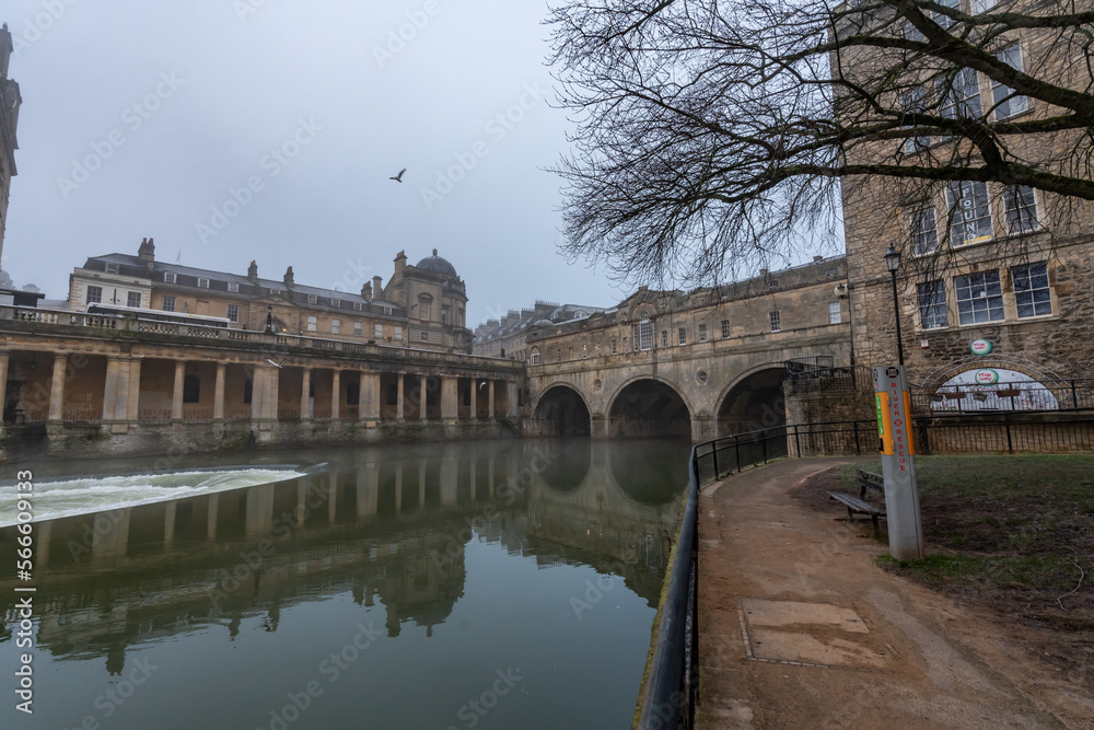Obraz premium Walking around the historic city of Bath, Uk