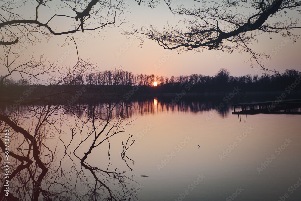 Sonnenuntergang - See - Steg - Baum - Sunrise over sea - Sonnenuntergang - See - Steg - Baum - Sunrise over sea -