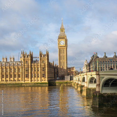 London houses of parliament Big ben clock Elizabeth tower Westminster Bridge