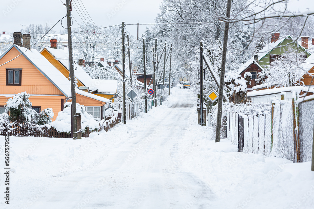 Obraz premium sunny, snowy winter day in the countryside