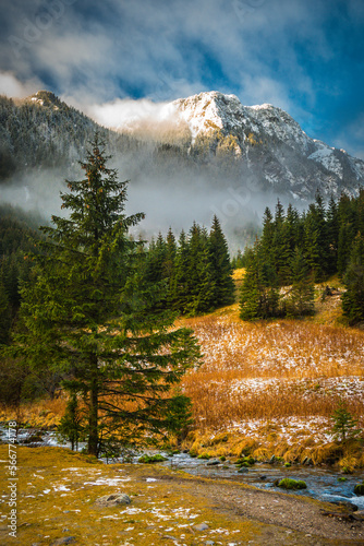 Dolina Kościeliska - jesień, zima