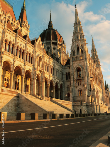 Fototapeta Naklejka Na Ścianę i Meble -  Budapest parliament