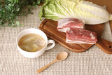 白菜と豚肉のヘルシーなスープ