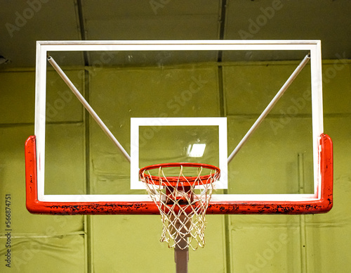 Basketball Net/Court (ID: 566874751)