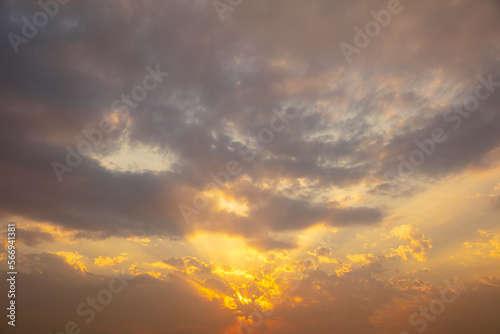 Fototapeta Naklejka Na Ścianę i Meble -  Sun shining between the clouds