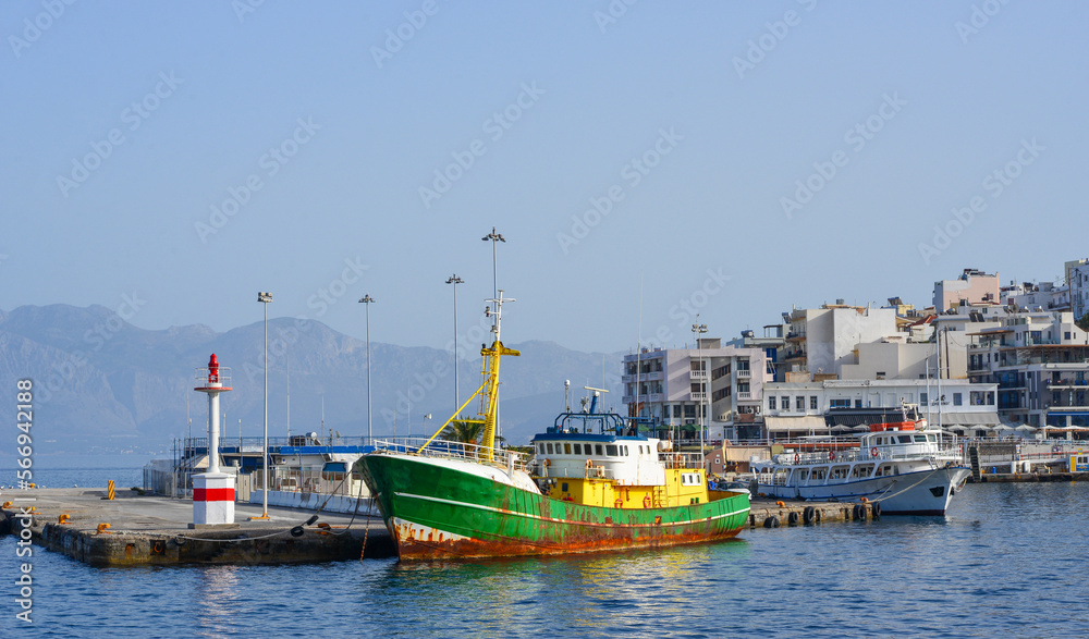 Hafen von Agios Nikolaos, Kreta (Griechenland)